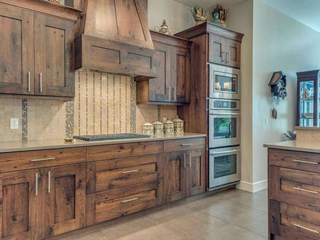 Modern vs. Traditional Cabinets: Which Style Fits Your Home?