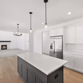 The New Shaker kitchen is crafted with a maple wood and a white & shadow finish. Call 586-247-1140 or visit our showrooms in Shelby Township & West Bloomfield to find out more information. 