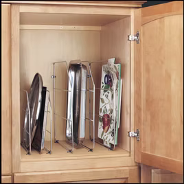 This organizer features metal diving racks that are perfect for storage of trays, as well as baking sheets.