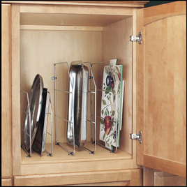 This organizer features metal diving racks that are perfect for storage of trays, as well as baking sheets.