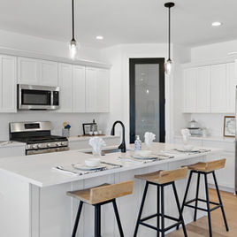 The New Shaker kitchen is crafted with a maple wood and a white finish. Call 586-247-1140 or visit our showrooms in Shelby Township & West Bloomfield to find out more information. 